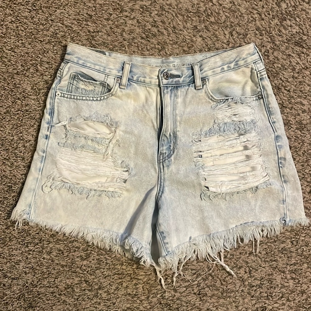 90's Light Wash Distressed Denim Grunge Mid/High/Rise Mom Shorts - Women